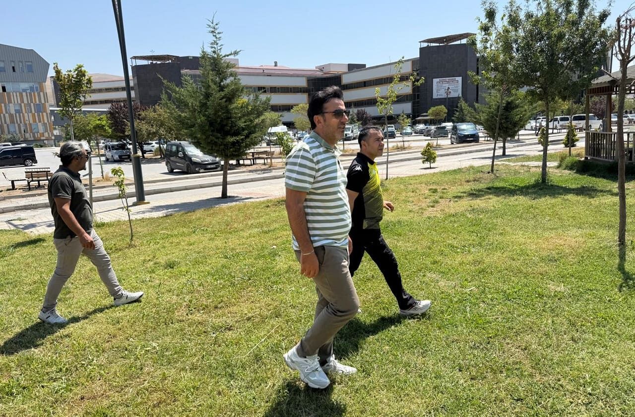 Van Eğitim Ve Araştırma Hastanesi’nde Su Baskınlarına Karşı Önlem! (4)