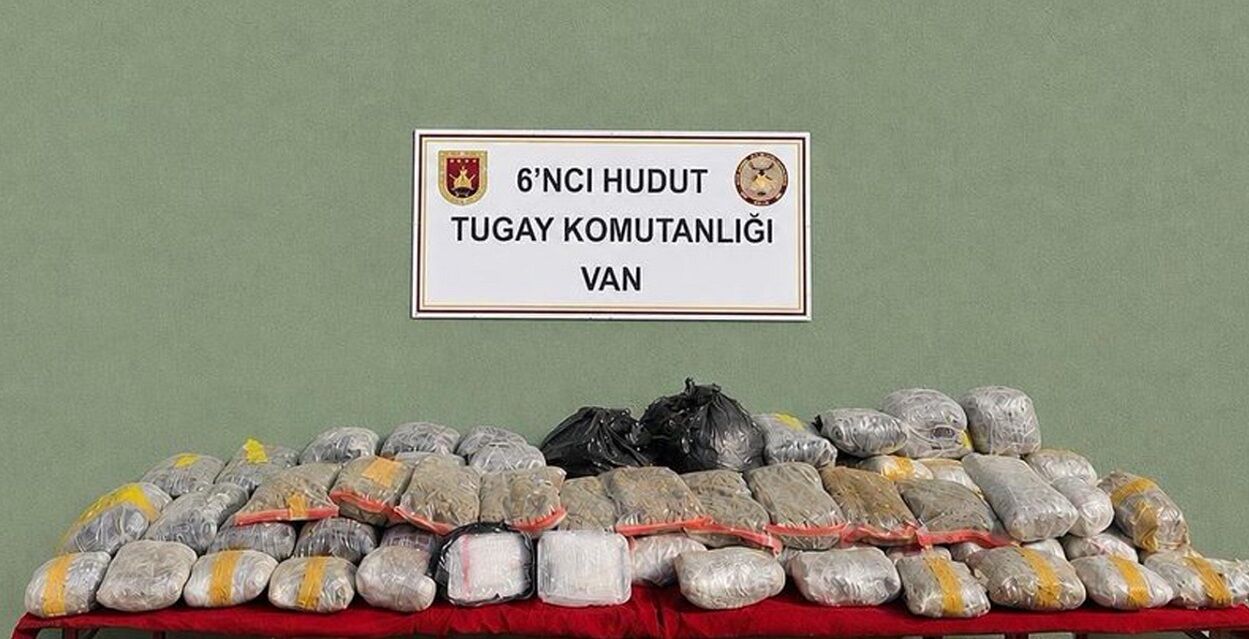 Van hudut hattında operasyon: 51 kilo uyuşturucu ele geçirildi