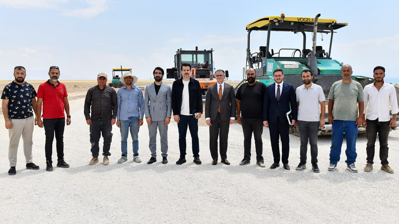 Van Sahil Yolu 50 kilometreye ulaşıyor