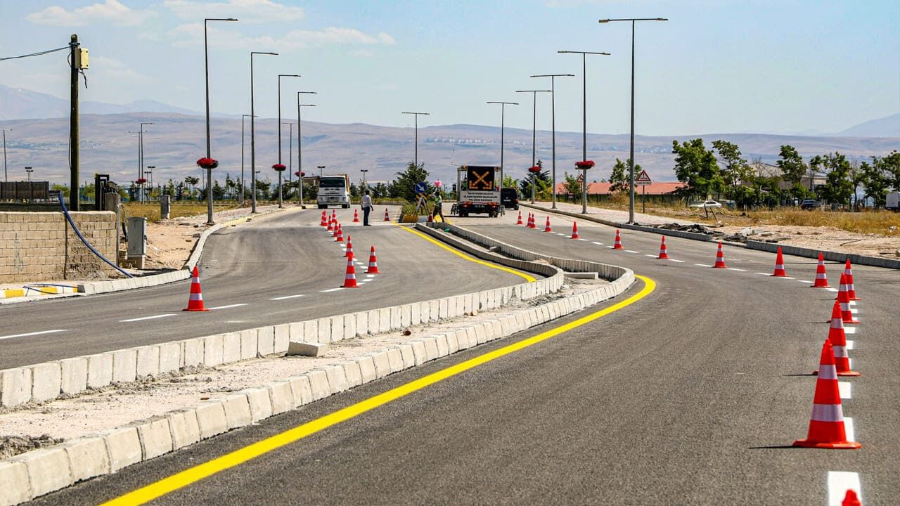 Van Sahil Yolu’nun Önemli Bağlantı Noktası Tamamlandı (3)