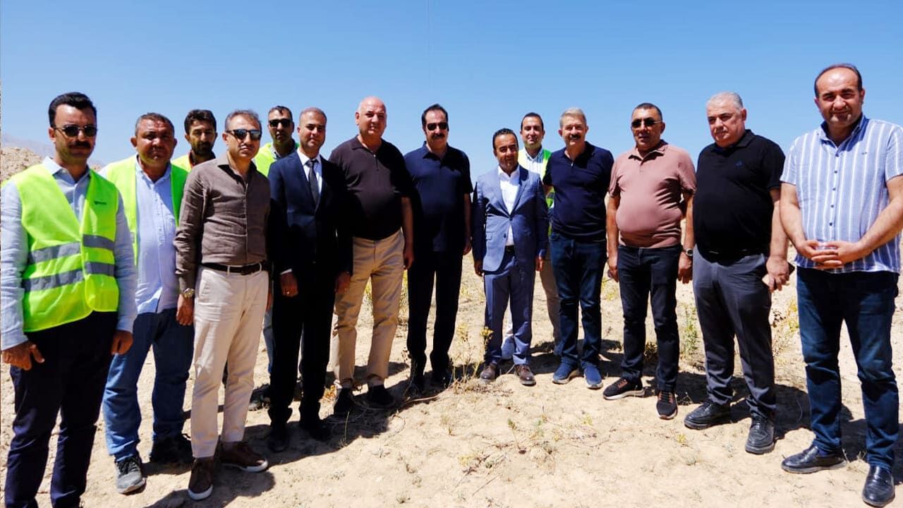 Van'da Dev Hayvancılık Üssünde Çalışmalar Başladı (4)