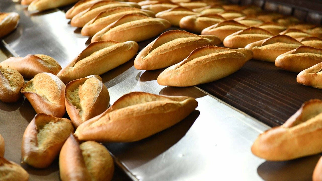 Van’da Ekmeğe Zam Geldi! Yeni Fiyatlar Belli Oldu (1)
