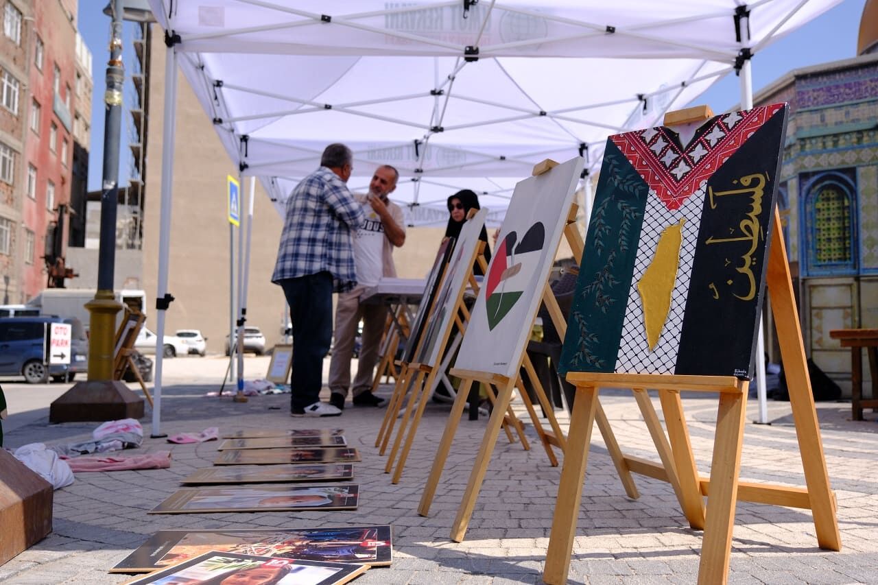 Van’da “Gazze Resim Sergisi” Açıldı (7)