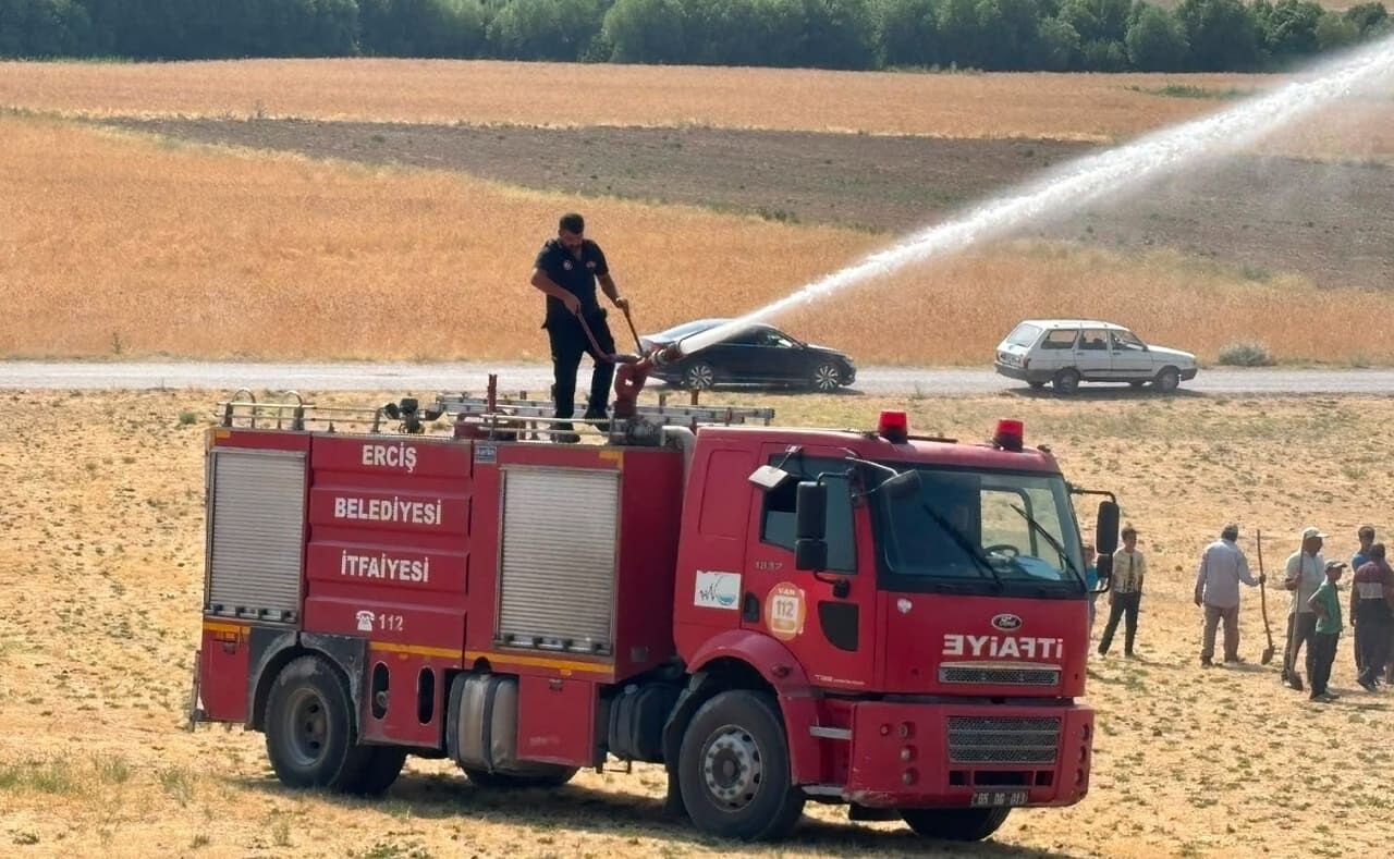 Van’da Itfaiye Ekipleri Bir Ayda 639 Olaya Müdahale Etti (1)