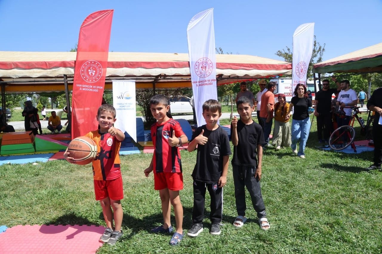 Van’da Özel Gereksinimli Çocuklara Spor Festivali (4)