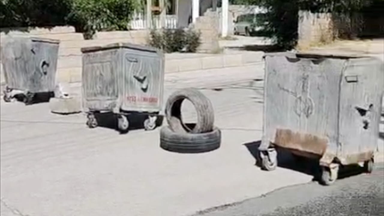 Van’da Vatandaşlar Yolu Kapattı! (3)