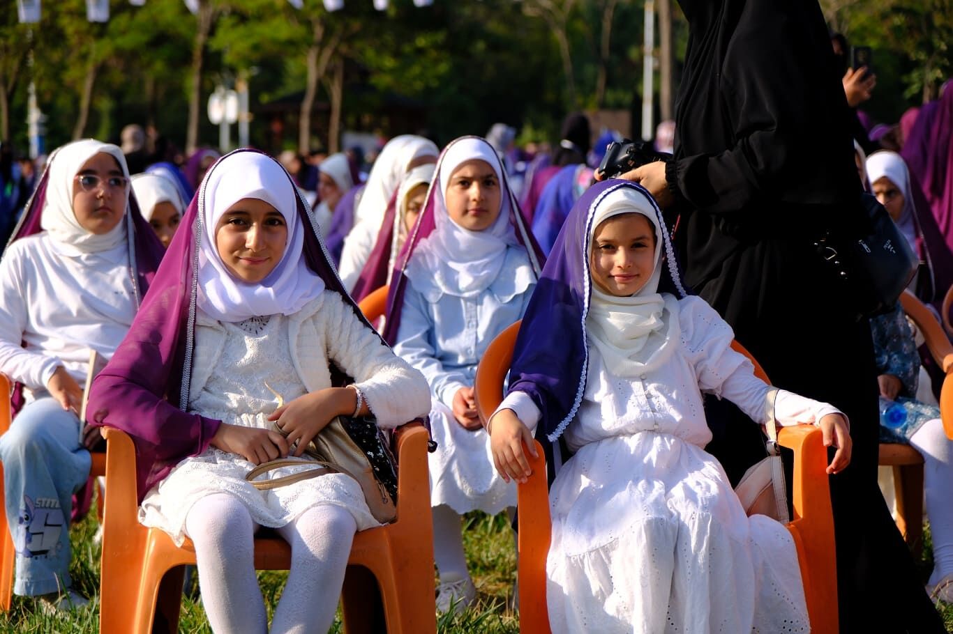 Van'da Yüzlerce Kız Tesettüre Girdi (12)