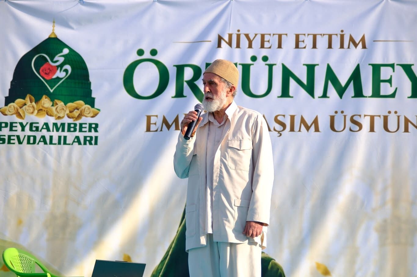 Van'da Yüzlerce Kız Tesettüre Girdi (21)