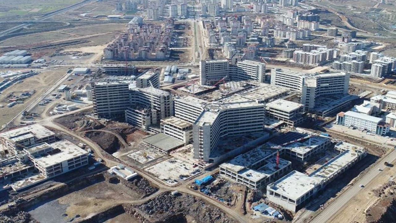 2027’de yeni kamu yatırımlarına fren! Zorunlu haller dışında proje yok
