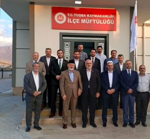 Diyanet İşleri Başkan Yardımcısı Şahin’den Tuşba Müftülüğüne Ziyaret