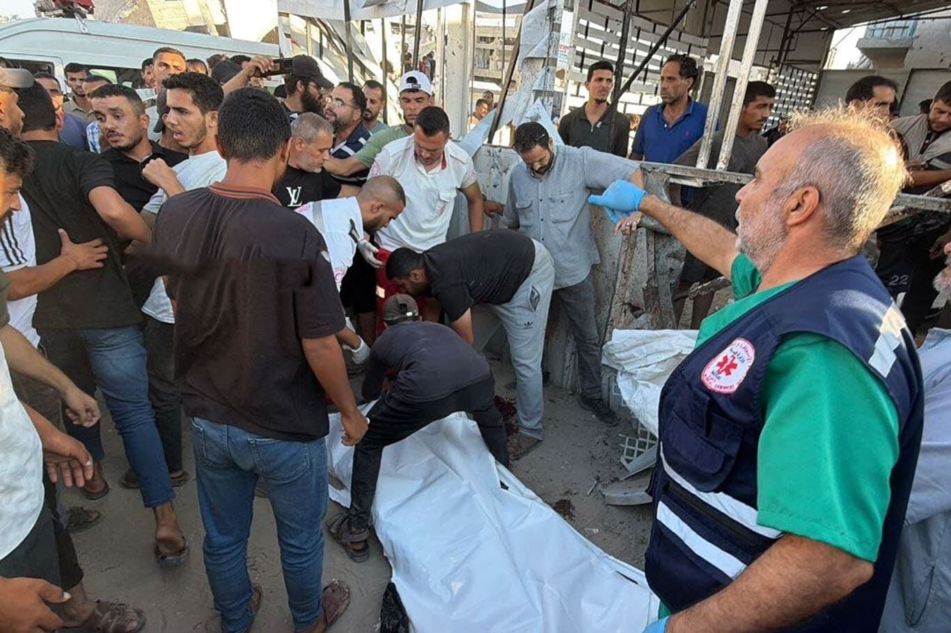 Gazze'de soykırım sürüyor: Son 24 saatte 5 şehit