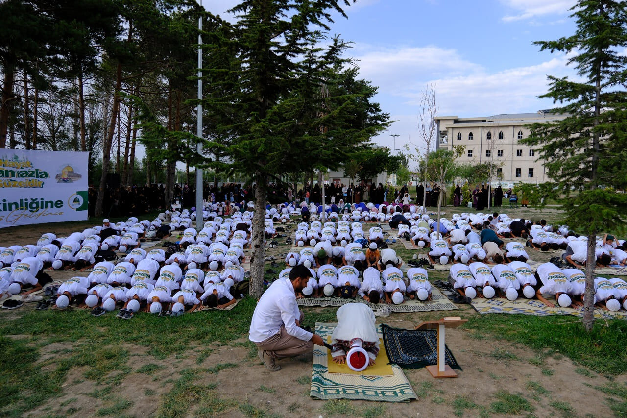 Hayat Namazla Güzeldir (8)