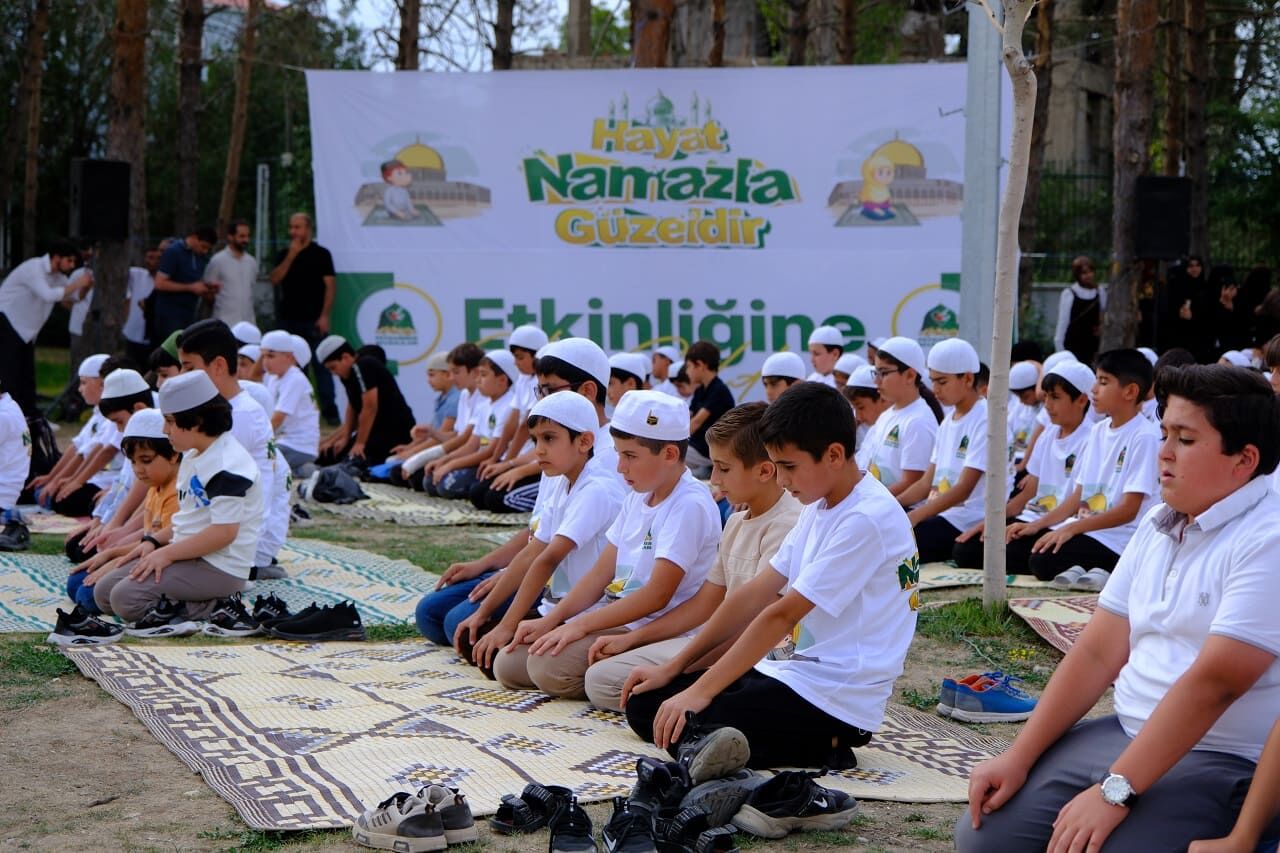Hayat Namazla Güzeldir (9)