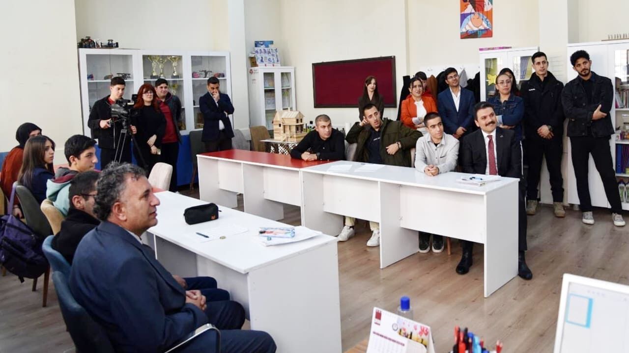 İpekyolu’nda Eğitim Seferberliği Hedef Yine Zirve (2)