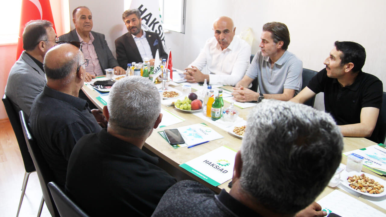 Kandaşoğlu’ndan Haksi̇ad’a Ziyaret Bizim Tek Derdimiz Van’dır (6)