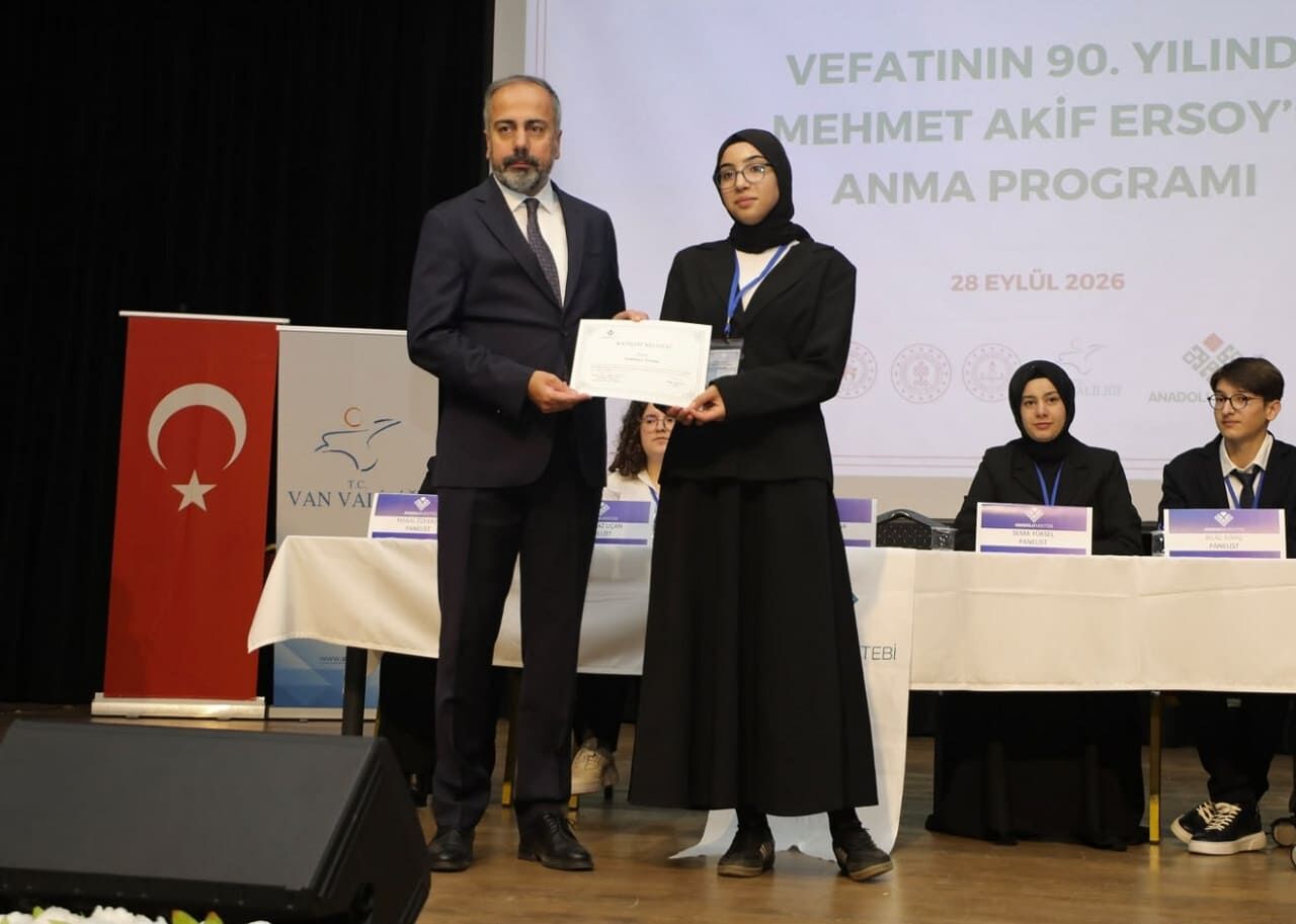 Mehmet Akif Ersoy Van’daki Programda Anıldı (3)