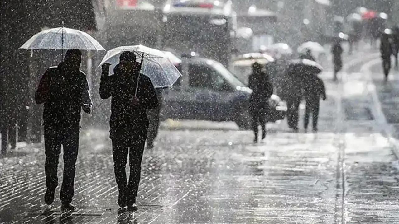 Meteoroloji uyardı: Kuzeybatı için kuvvetli sağanak bekleniyor