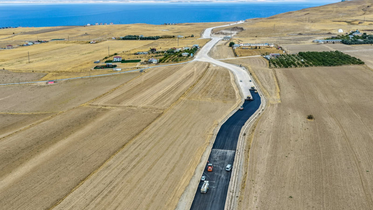 Van Gölü Sahil Yolu Projesi'nde Sona Yaklaşıldı (3)