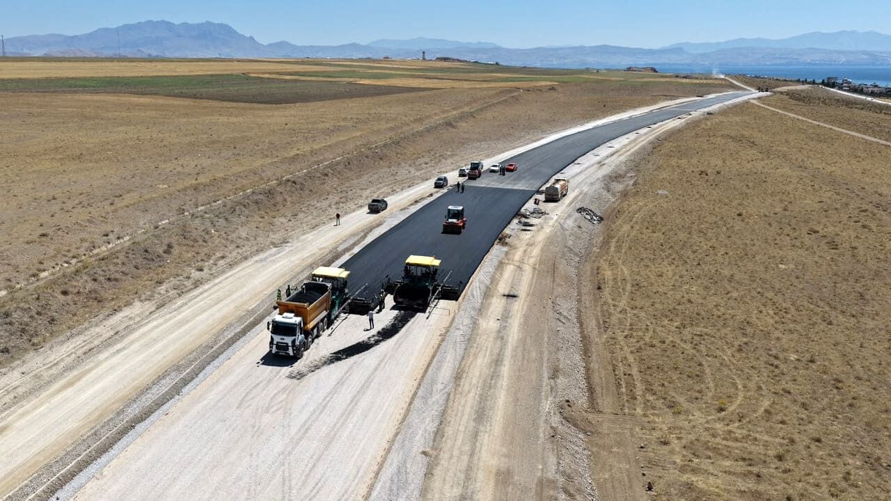 Van Gölü Sahil Yolu’nda Final Etabı Hızla Ilerliyor (5)