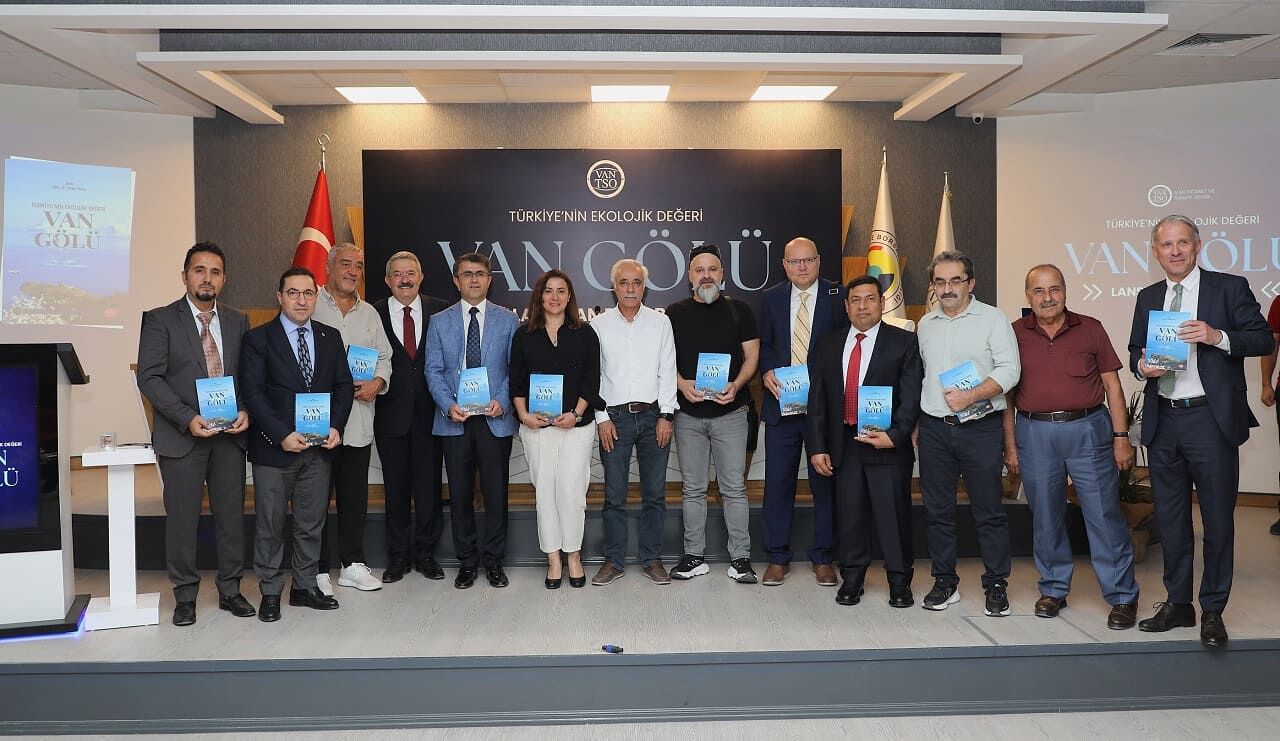 Van Gölü’nün Ilk Kitabının Lansmanı Yapıldı (1)