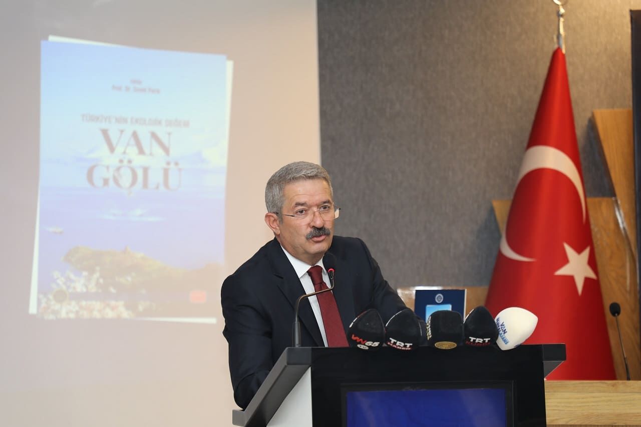 Van Gölü’nün Ilk Kitabının Lansmanı Yapıldı (3)