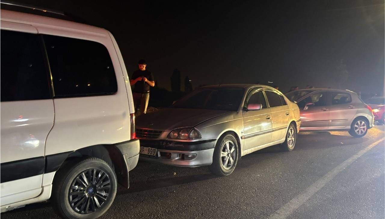 Van Sahil Yolu'nda Zincirleme Kaza! Yaralılar Var...1