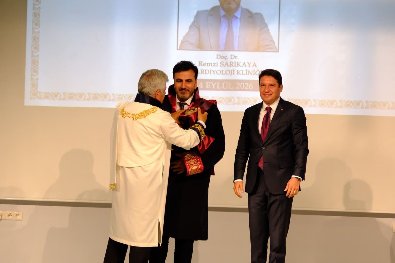 Van Sbü’de Akademik Yıl Açılışı Ve Cübbe Giyme Töreni Gerçekleştirildi (10)