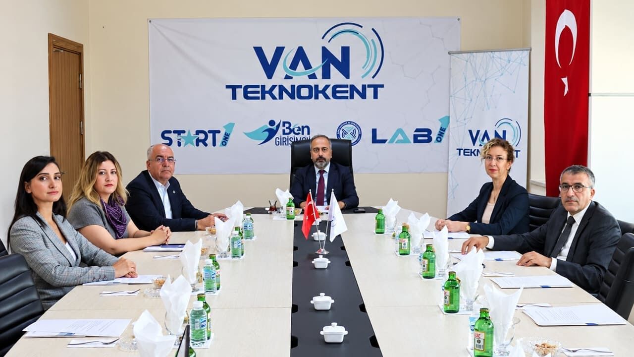 Van Teknokent’te gelecek dönem çalışmaları masaya yatırıldı