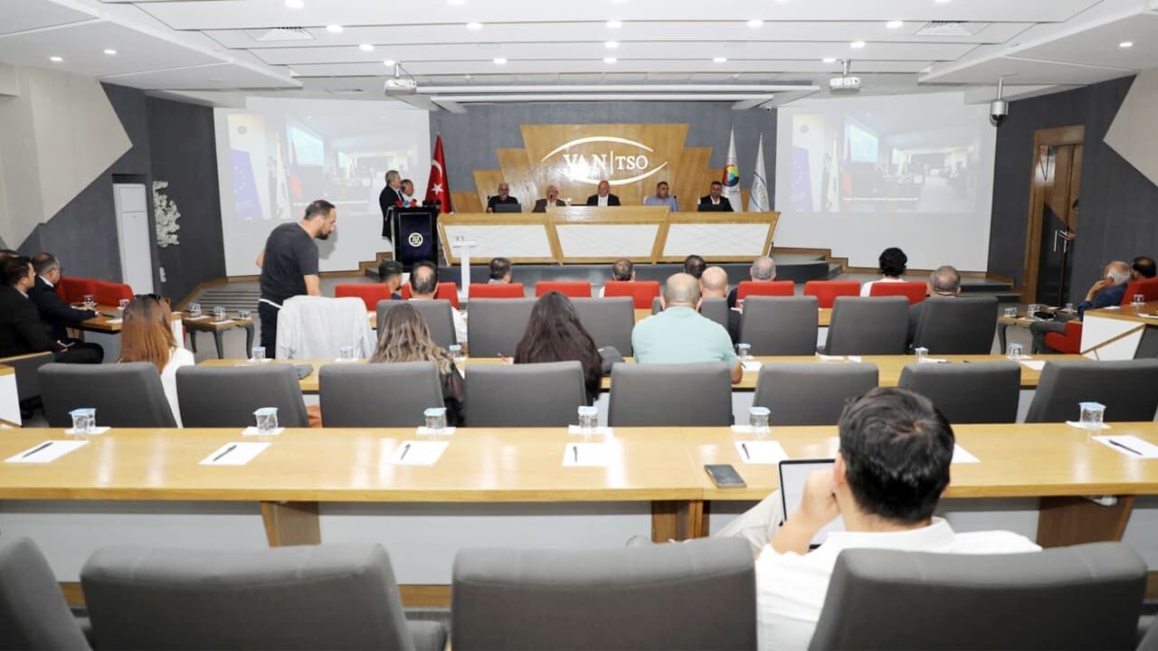 Van Tso Başkanı Takva Erivan’da Bir Kapıyı Araladık (5)
