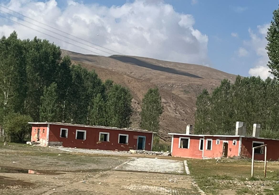 Van’da 70 Öğrencili Köyde Okul Yok! (2)