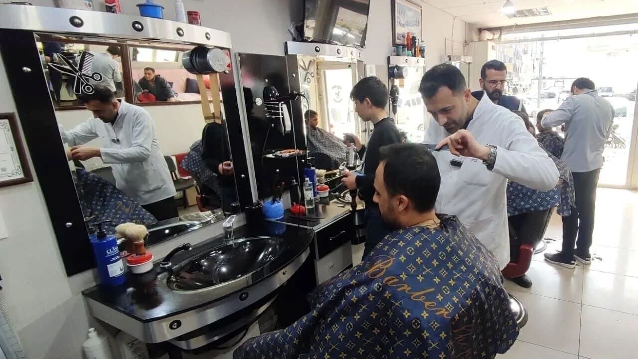 Van’da berber esnafına pazar günü çalışma izni