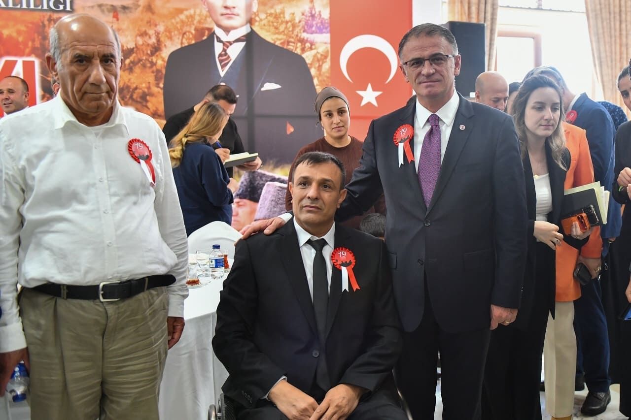 Van’da Gaziler Onuruna Yemek Verildi (1)