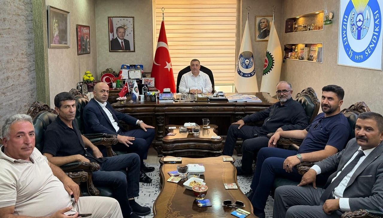 Van’da Işçilerin Eylemi Sona Erdi! 500 Kişi Büyükşehir'de Işe Alındı (1)