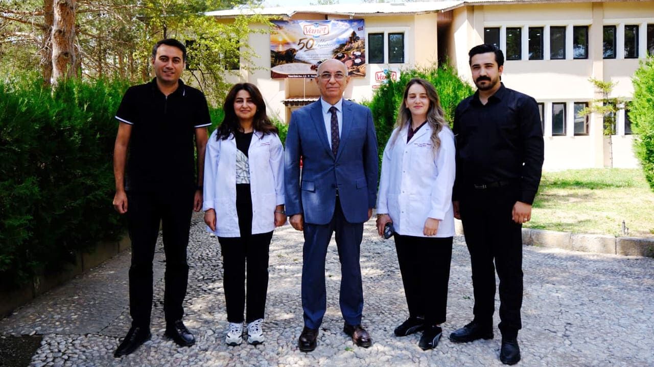 Vanet’ten Taşınıyor Iddialarına Net Yanıt Van’dayız, Van’da Kalacağız (7)