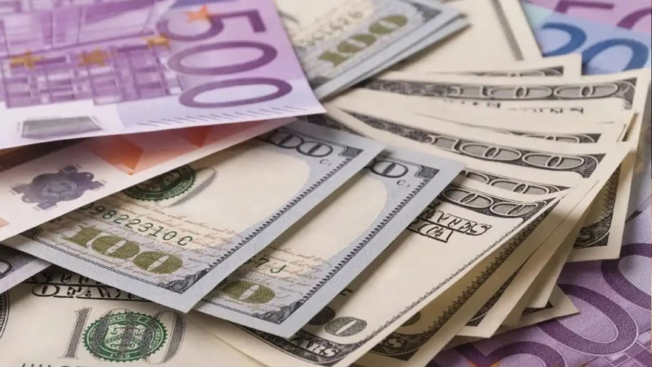 Döviz piyasalarında güncel görünüm: Dolar 49,20 TL