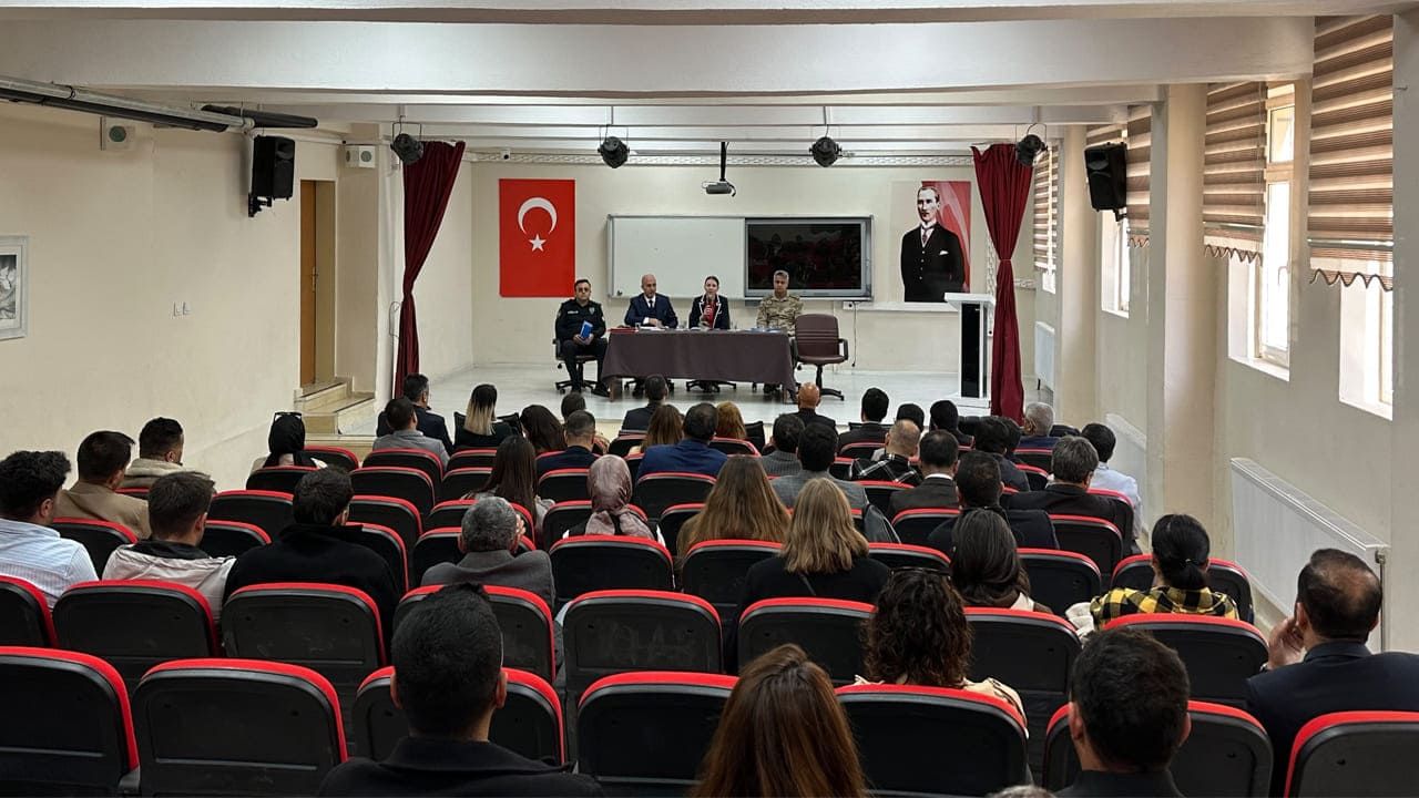 Gürpınar’da okul güvenliği masaya yatırıldı