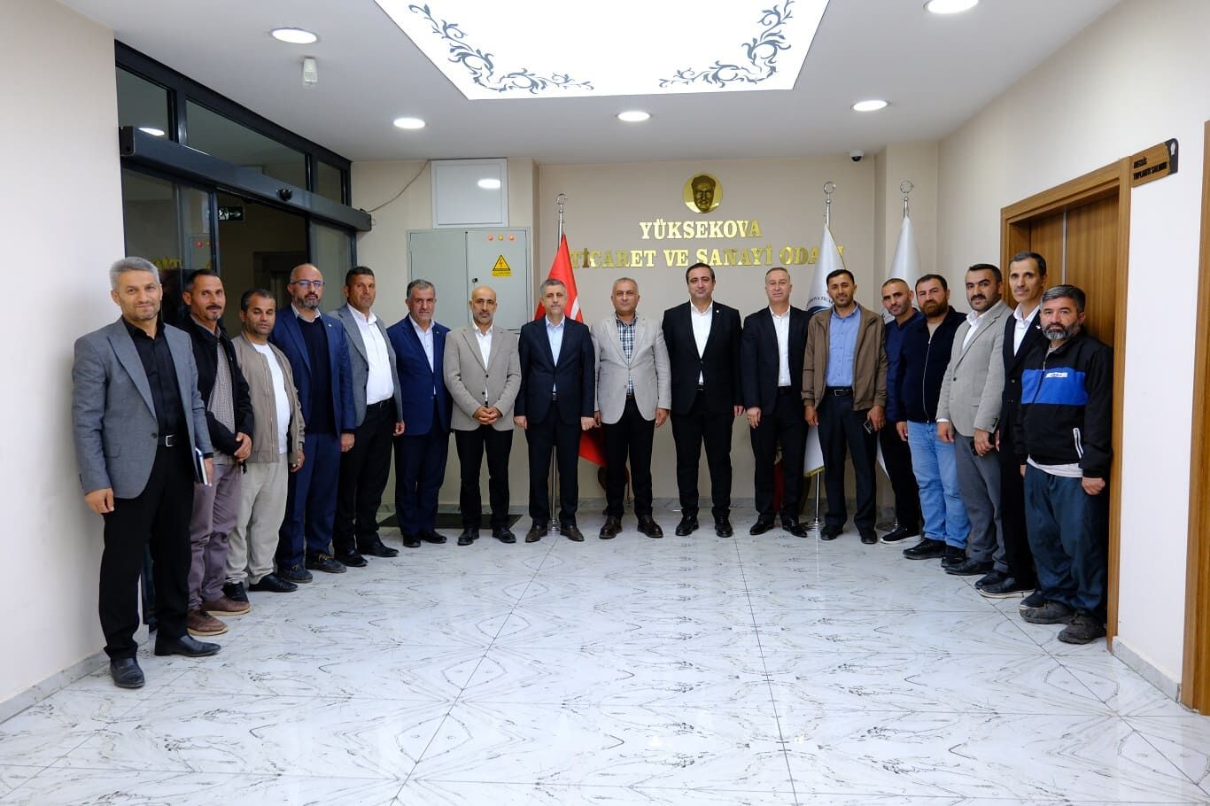 Hüda Par Milletvekili Serkan Ramanlı Yüksekova’da Temaslarda Bulundu (10)