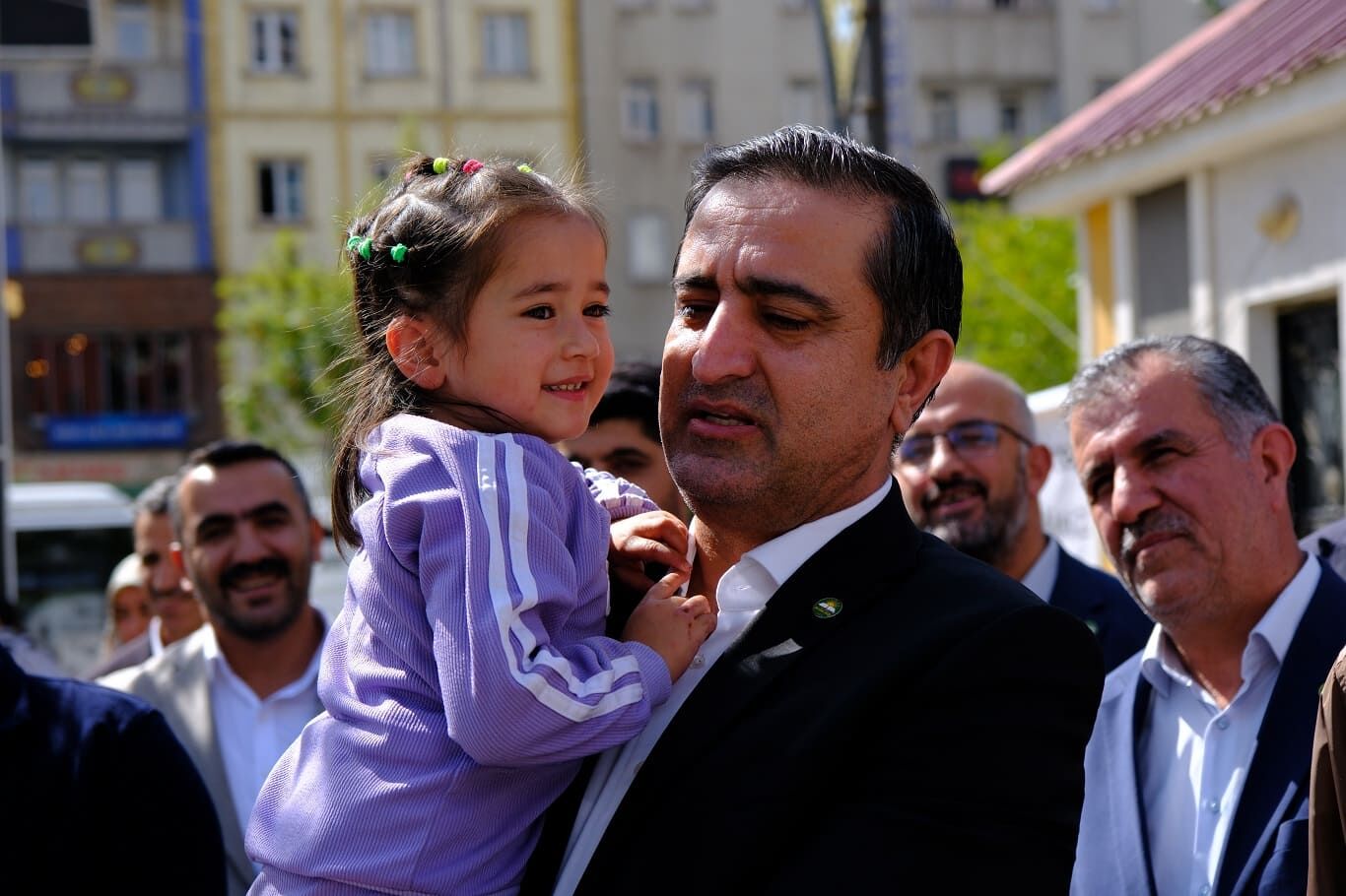 Hüda Par Milletvekili Serkan Ramanlı Yüksekova’da Temaslarda Bulundu (3)