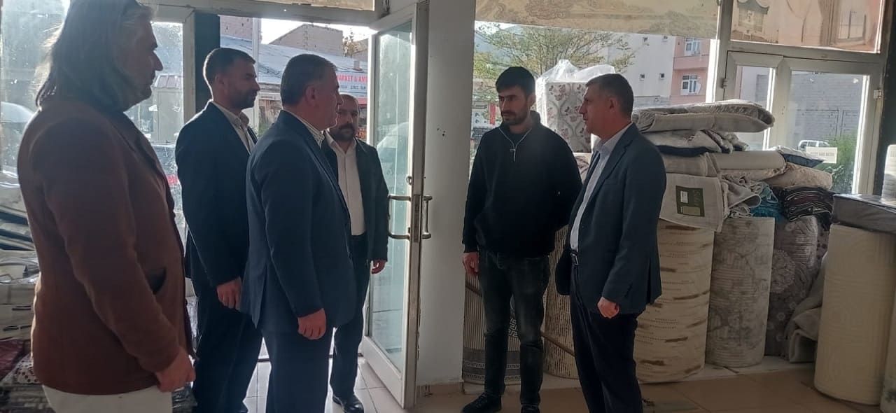 Hüda Par Muradiye’de Esnaf Ve Vatandaşları Ziyaret Etti (2)