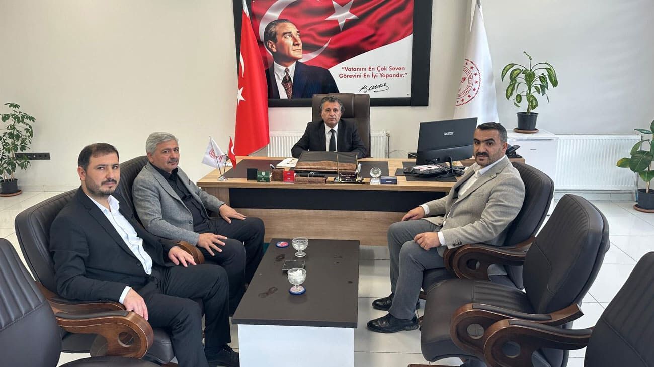 HÜDA PAR’dan İpekyolu İlçe Milli Eğitim Müdürlüğüne ziyaret
