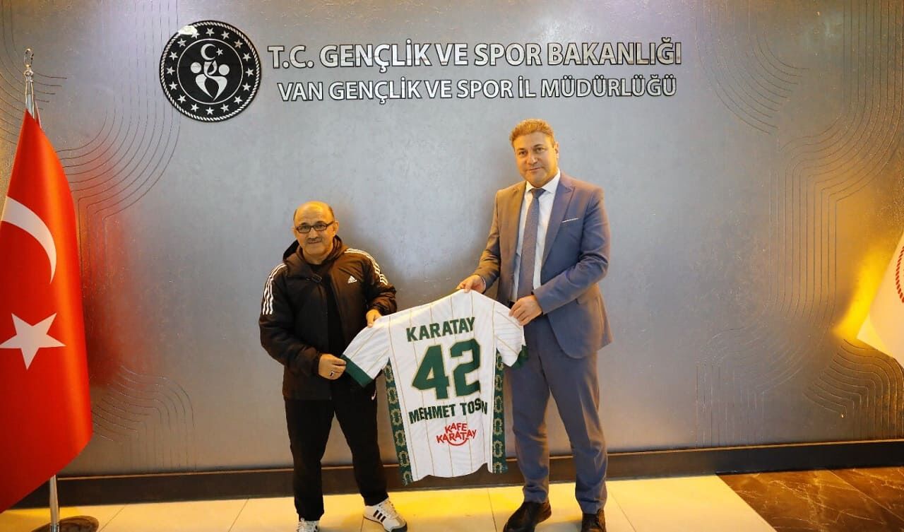 Milli Takım Antrenörü Necmettin Yılmaz’dan Müdür Tosun’a Ziyaret (1)