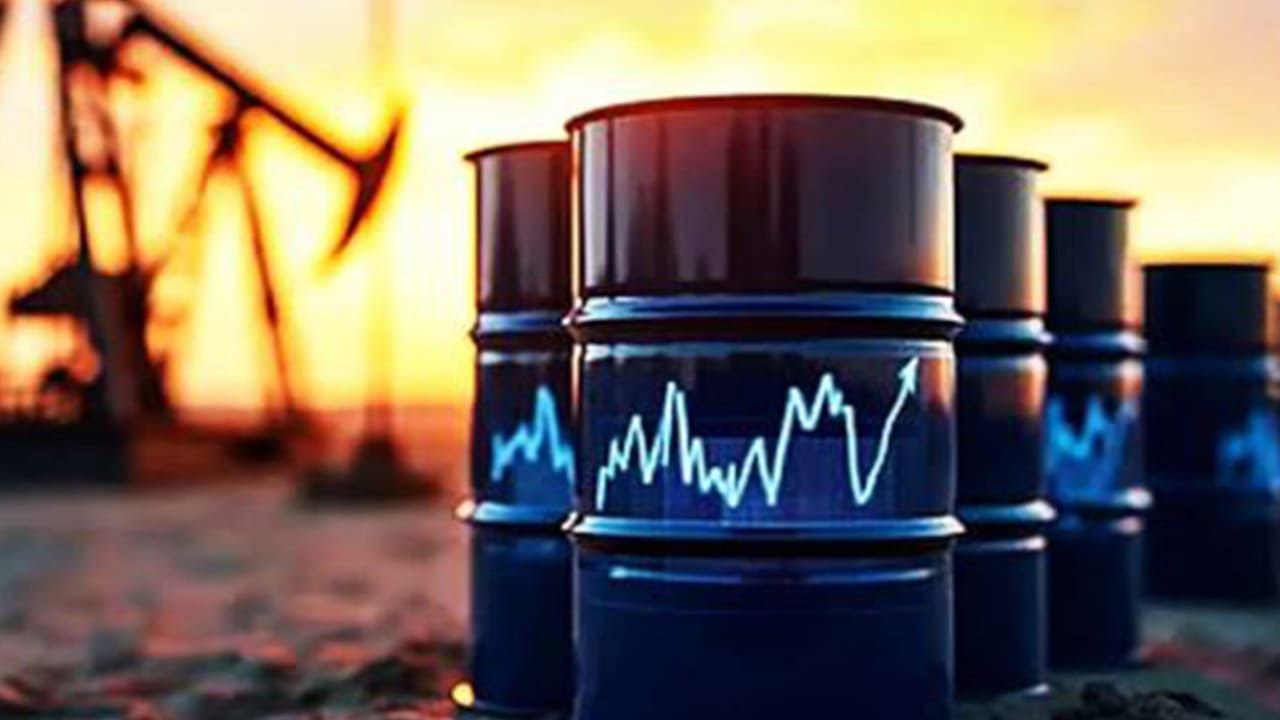 Petrol piyasasında gerilim etkisi: Brent 102 dolara yaklaştı