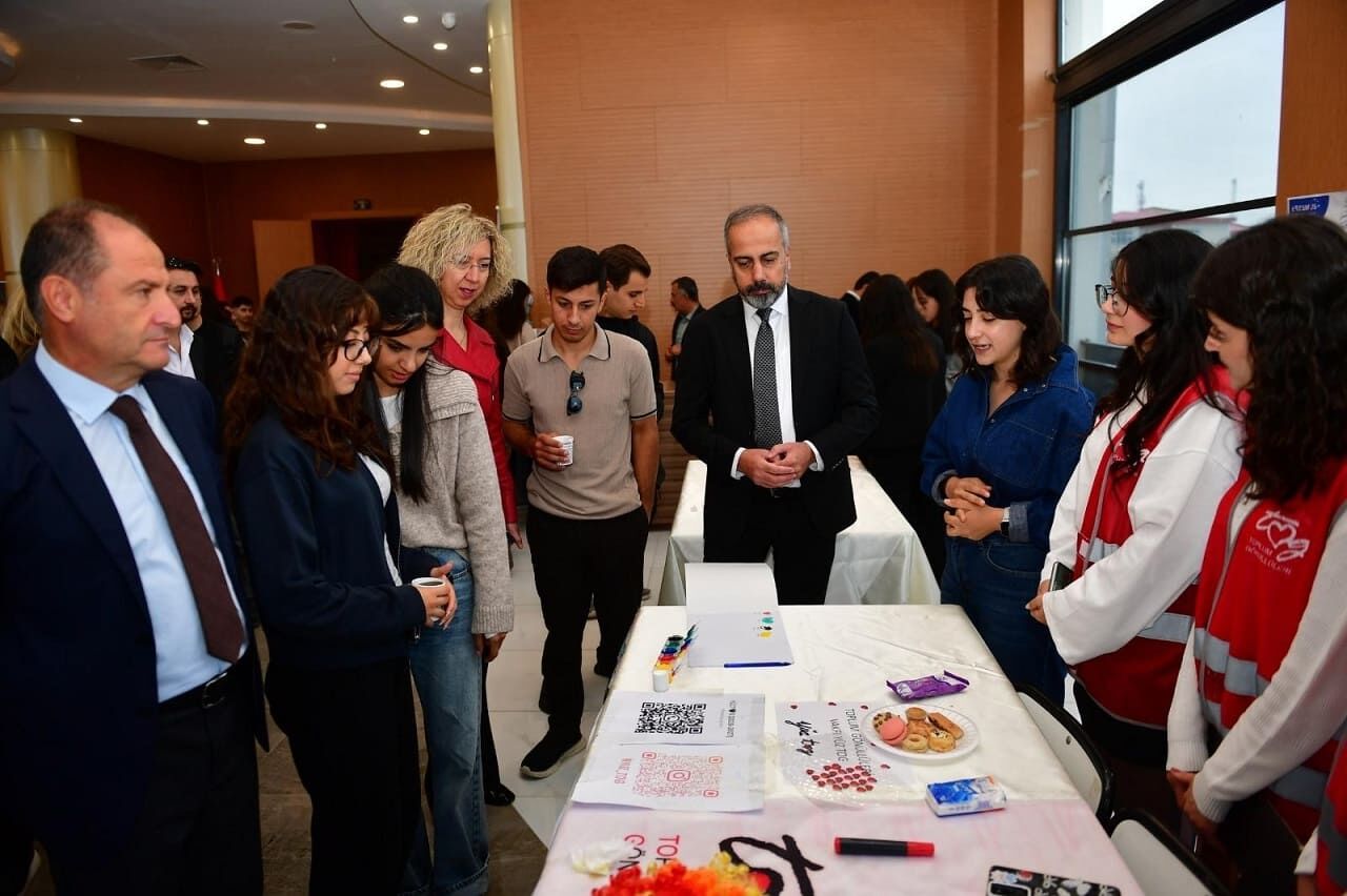 Van Yyü’de Eurodesk Ve Erasmus+ Fırsatları Tanıtıldı (3)-1