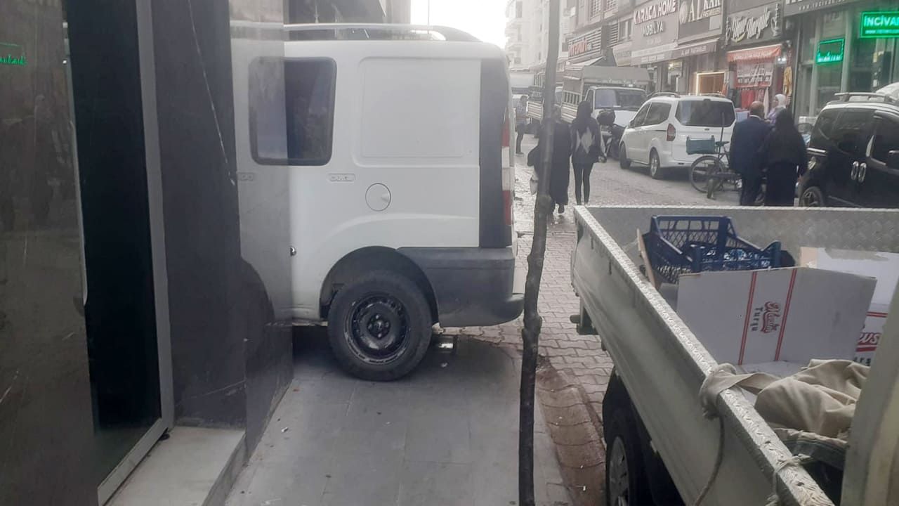Van’da Kaldırım Işgalleri Ve Denetim Sorunu Büyüyor (10)