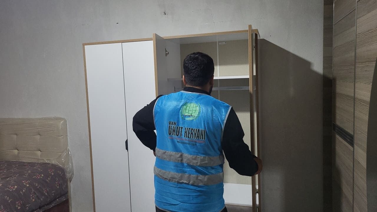 Van’da Yardım Çağrısı Karşılıksız Kalmadı Ailenin Ihtiyaçları Karşılandı (10)