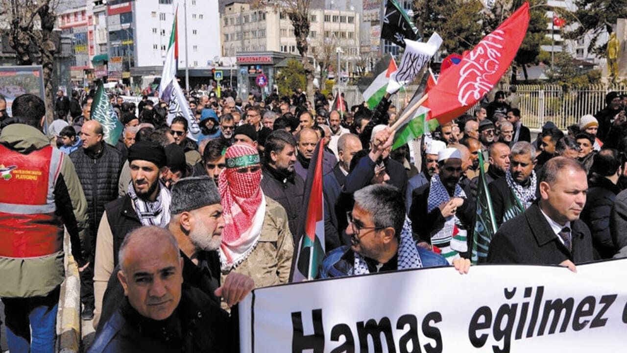 Van’dan Gazze’ye Destek Büyük Aksa Tufanı Yürüyüşü Yapılacak (6)