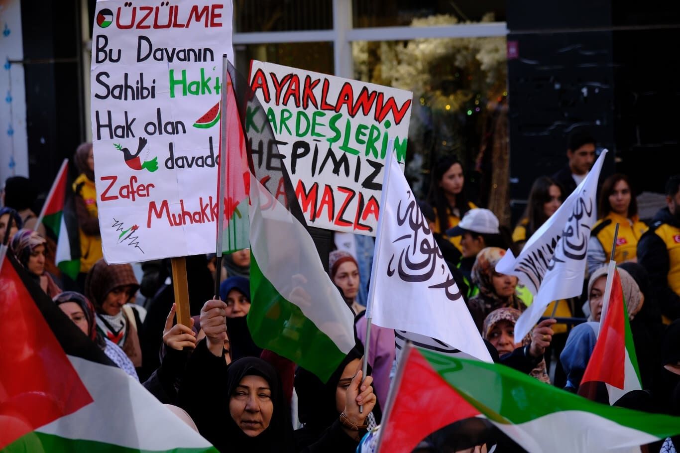 Vanlılar Aksa Tufanı'nın 3'Üncü Yıldönümünde Gazze Için Meydanlardaydı (10)