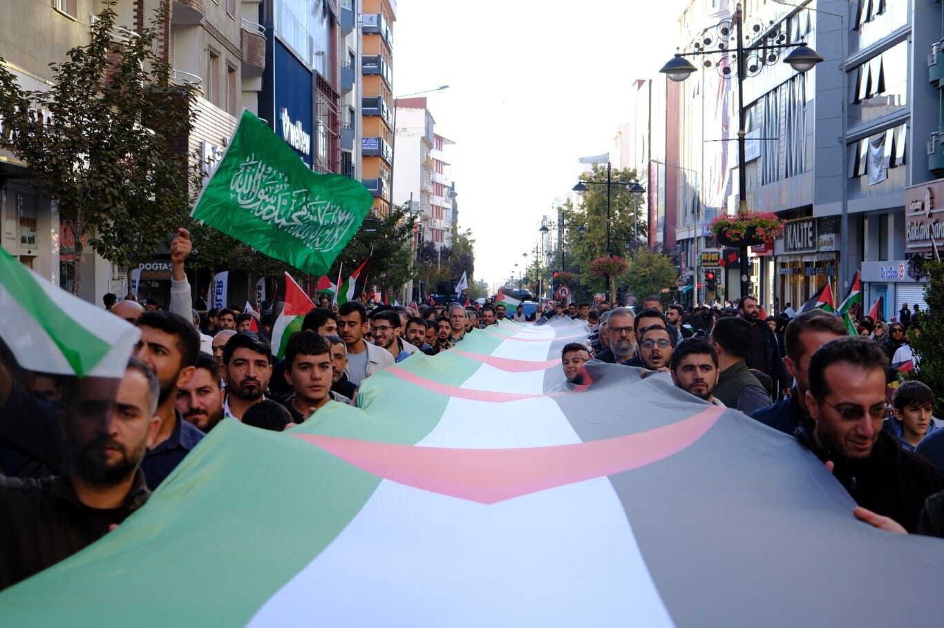 Vanlılar Aksa Tufanı'nın 3'Üncü Yıldönümünde Gazze Için Meydanlardaydı (12)