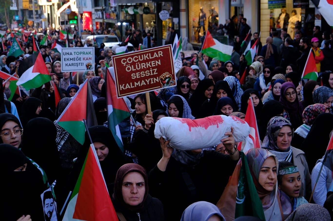 Vanlılar Aksa Tufanı'nın 3'Üncü Yıldönümünde Gazze Için Meydanlardaydı (19)