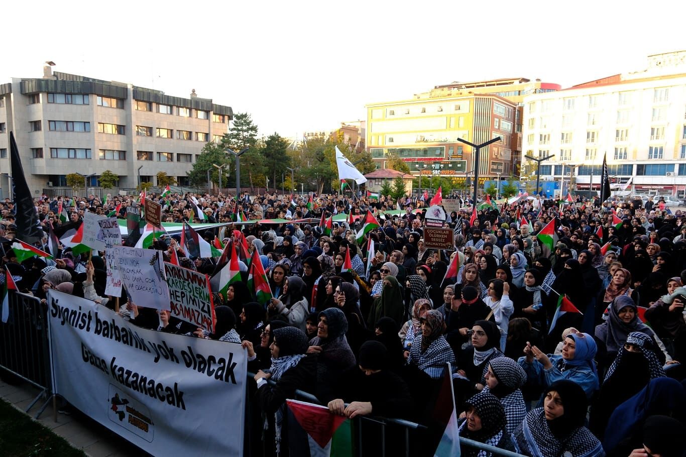 Vanlılar Aksa Tufanı'nın 3'Üncü Yıldönümünde Gazze Için Meydanlardaydı (21)